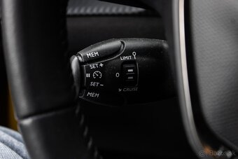 PEUGEOT 208 1.2 PURETECH 100 ALLURE PACK - 17