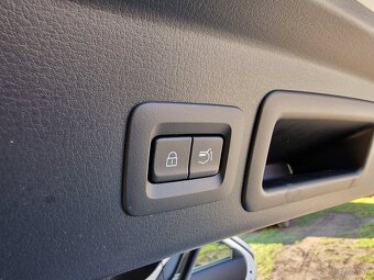 Mazda CX-30 e-Skyactiv 186k Homura A/T6 (benzín) kup.SR - 17