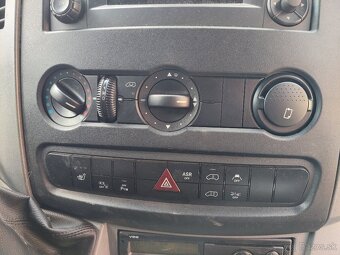 Mercedes-Benz Sprinter 319 Bluetec 3.0V6 140kW odpočet DPH - 17