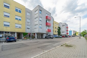 Na prenájom | 3 izbový byt s loggiou - Silvánová ul. - 17