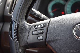 Toyota Corolla Verso 2.0 D-4D Base - 17