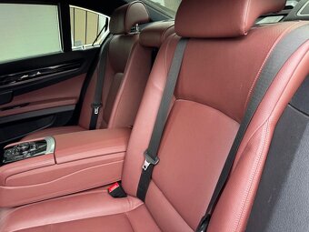 Predam BMW 740D-XDrive M-pacet individual - 17