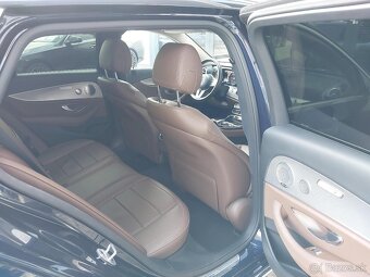 Mercedes-Benz E 220 d 4MATIC kombi - 17