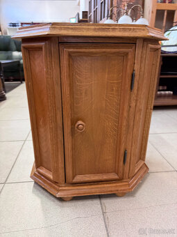 Italské leštěné komody,skříńky,stolečky - 17