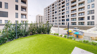PRÚDY prenájom - 3 izb. byt 89m2 s predzáhradkou a parkovací - 17