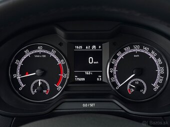 Škoda Octavia 2.0 TSI Ambition s DSG - 17
