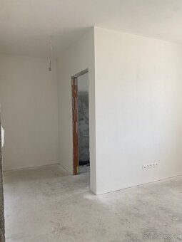 Na predaj ponúkam 5 izbovú novostavbu rodinného domu. - 17