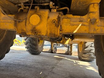 KOMATSU WB93S-5EO - 17