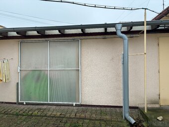Rodinný dom 4.izbový + viničný domček s pozemkom - 17