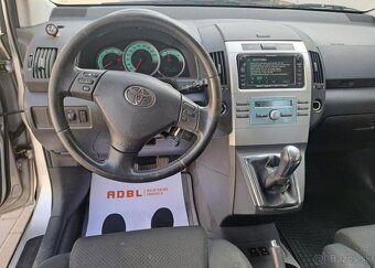Toyota Corolla Verso 2,0 D4-D Terra Base SFX 16 nafta - 17