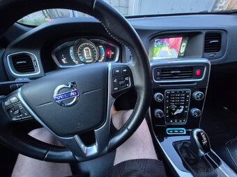 Volvo V60 plugin-hybrid, D5 AWD, r.v. 2016 - 17