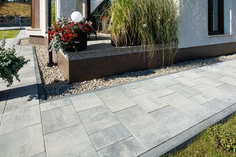 Pokládka zamkovej dlažby,výstavba plotov a ine práce - 17