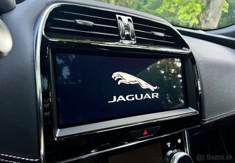 Jaguar XE 2.0D I4 R-Dynamic HSE AT - 17