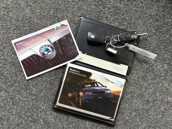 Škoda Fabia 1.9 TDi 96kw RS serviska - 17