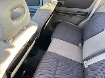 Xtrail 2,2dci nepojazdné - 17