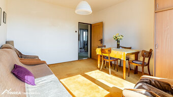 FINREA│5 izbový rodinný dom s garážou v tichej ulici - Záska - 17