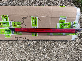 Tretie brzdové svetlo Mercedes GLC , E class , GLA ,Vito - 17