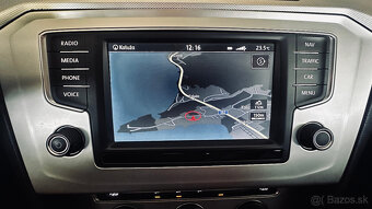 Volkswagen Passat Variant 2.0 TDI BMT Comfortline - 17