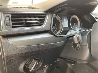 Škoda Superb combi 2.0 TDI 140kw DSG - 17