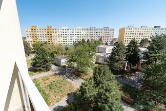 NA PRENÁJOM KRÁSNY 2 IZBOVÝ BYT S LOGGIOU | TERASA - TRI HÔR - 17