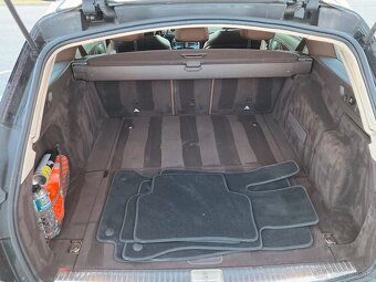 Mercedes-Benz E 220d AMG line 9G - 17