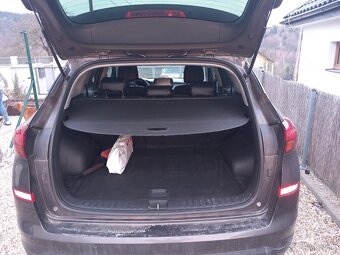 Predám Hyundai Tucson 1,6 T-GDi, 130 kW 4x4, AUTOMAT - 17