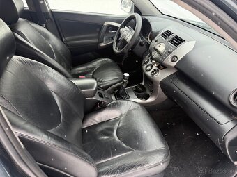 Toyota Rav4 2.2 D4D 4x4 - 17