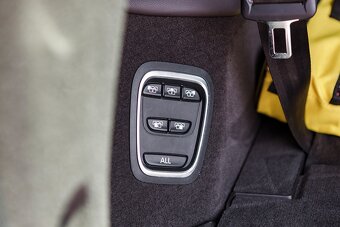 Renault Espace INITIALE Paris 1.6dCi Energy 118kW 7m 05/2016 - 17