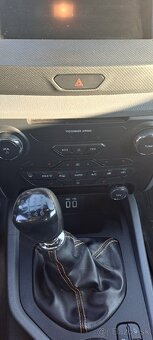 Ford Ranger Wildtrack - 17