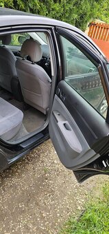 Prius 20, automat - 17