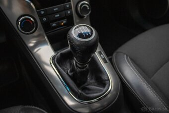 CHEVROLET CRUZE SW 2.0 VCDI 120kW 2013 - 17