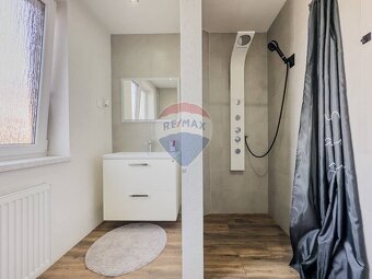 REZERVOVANÉ Zrekonštruovaný dom s bazénom - Šibeničný vrc - 17