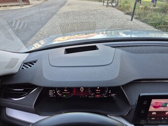 Škoda Octavia 4 Combi 2.0 TDI SCR First edition DSG - 17