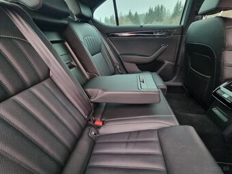 Škoda Superb 2.0 TSI 4x4 Laurin & Klement (2023) - 17