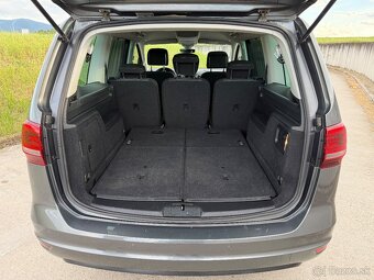 Volkswagen Sharan 2.0 TDI 4MOTION - 17