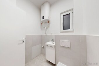 EXKLUZÍVNE 2-izb zrekonštruovaný byt STARÉ MESTO - 17