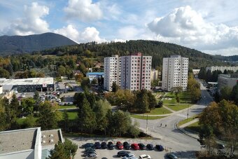 Prenajmem kompletne zariadený 1.izb. byt v CENTRE PB - 17