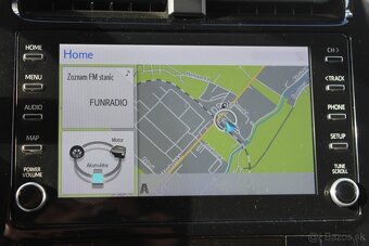 Toyota Prius 1.8 Plug-in Hybrid Executive - 17