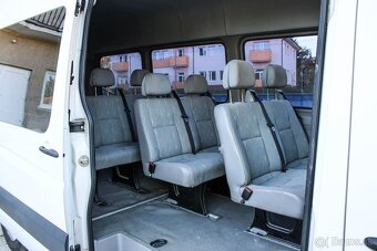 Volkswagen Crafter 2.5 TDI 9 MIEST - 17