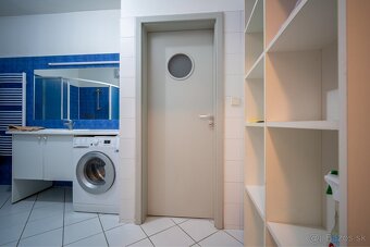 PRENÁJOM 4 izbový byt 120 m2 - Mikulášska, Staré Mesto, BA - 17