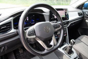 Volkswagen T-Roc 1.5 TSI - v záruke - po servisnej prehliadk - 17