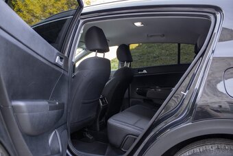 Kia Sportage 1.6 CRDi A/T - NOVÝ MOTOR - 17