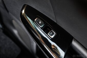 Kia Sportage 1.6 CRDi 136k Gold - 17