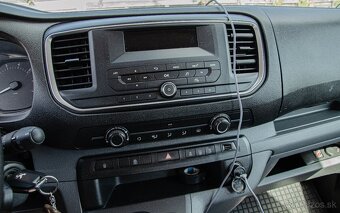 Peugeot Traveller 2.0 BlueHDi Long 8miestne 110kW M6 - 17