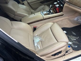 Bmw f01 730D po nehode - 17