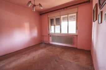 Rodinný dom s veľkým pozemkom v obci Vrakúň - 17