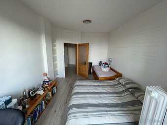 Rodinný dom s bazénom vo Veľkej Lehôtke - 17