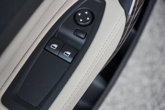 328- Bmw, 225, 2014, nafta, 2.0 d Aut. High Executive,160kw - 17