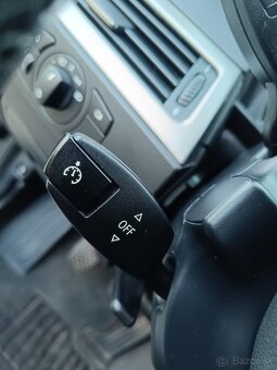 BMW  rad 5 530 xd, 4x4 r.v. 6/2006 170 kW, 6° manuál, sedan - 17
