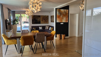 ZNÍŽENÁ CENA za SUPER 6 izb. RD 202 m2, pozemok 700 m2, bazé - 17